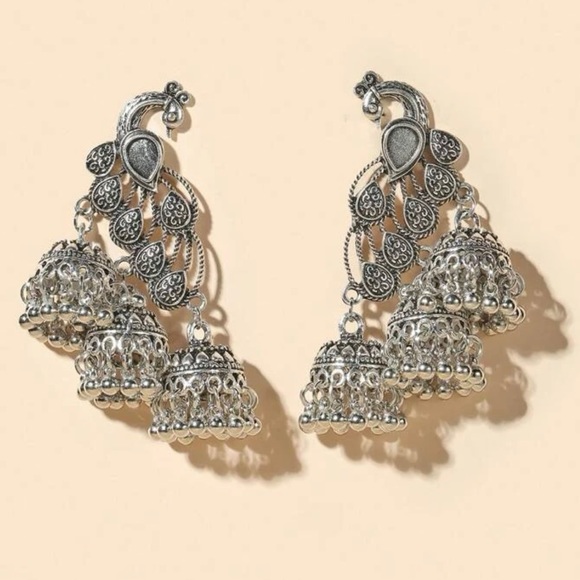 Indian earrings - Picture 4 of 4